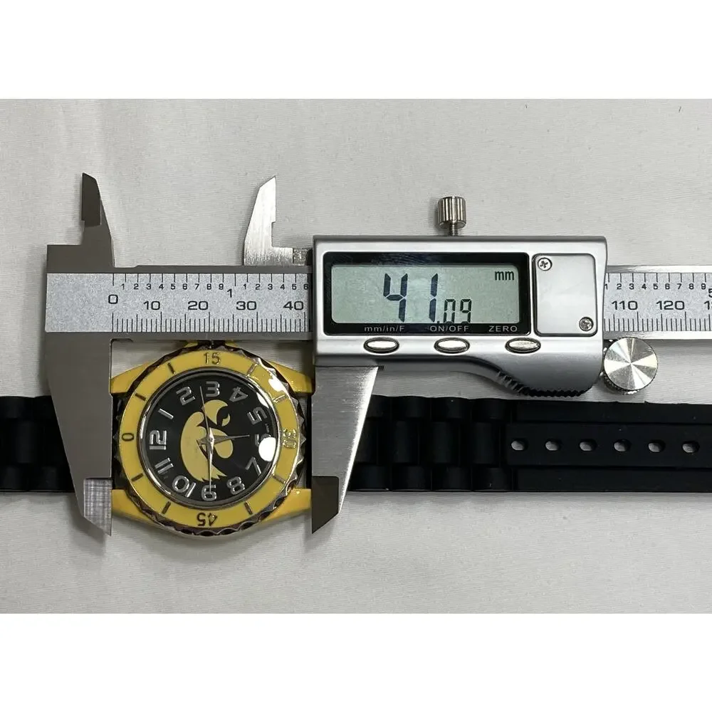 Iowa Hawkeyes Sculpted Edge Silicone Band Watch, Unisex, NCAA